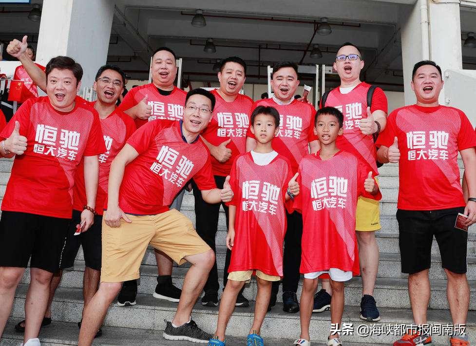 广州恒驰亚冠球衣,恒大队徽与恒驰标志