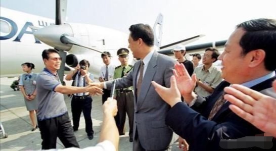 中国足球青训教父徐根宝获特别奖,徐根宝足球教父