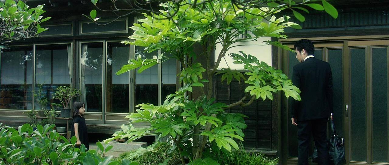 豆瓣评分7.9《白兔糖》：27岁外甥与6岁小姨的温情治愈