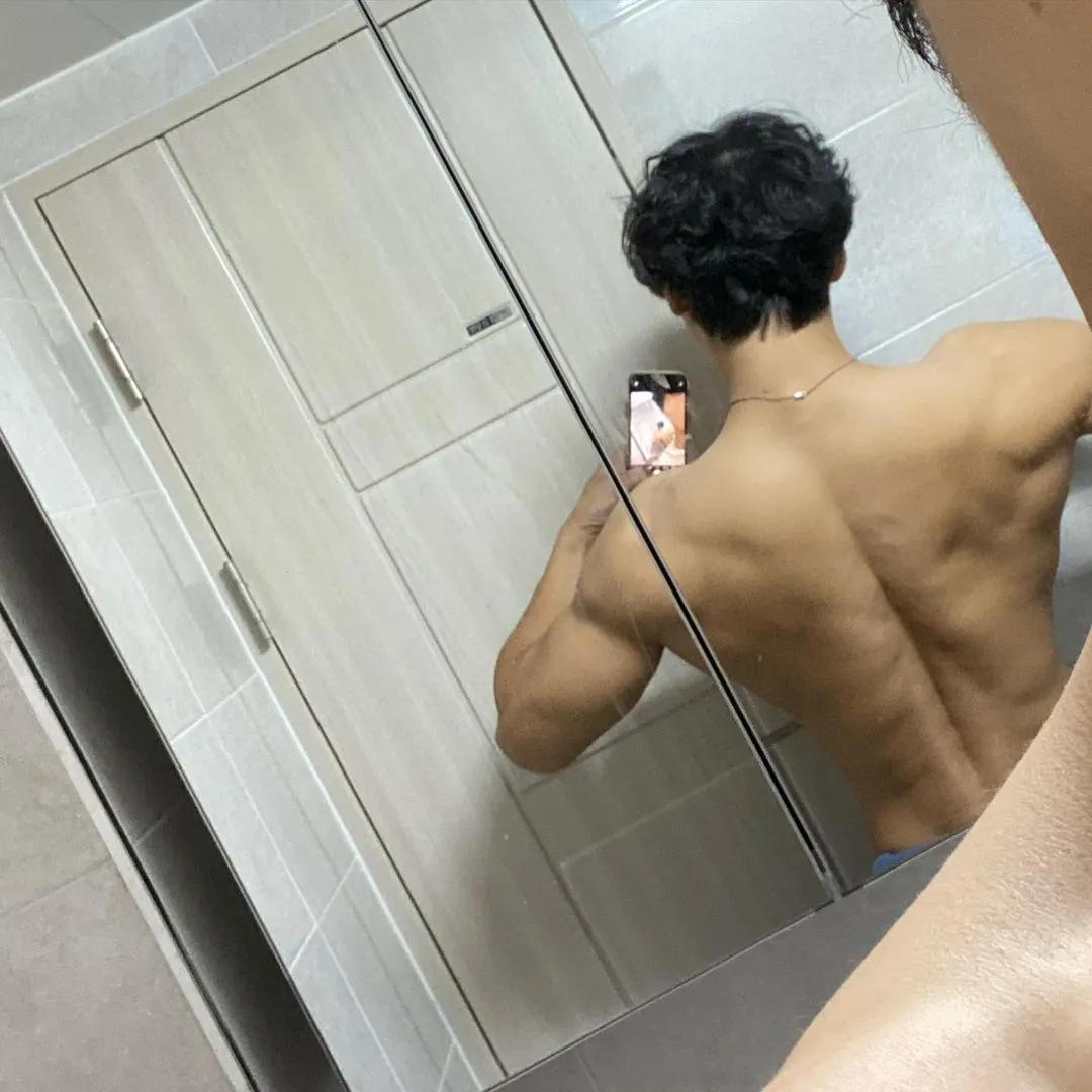 「正太脸金刚身」只存在于二次元漫画里的肌肉*男美**，被他神还原了