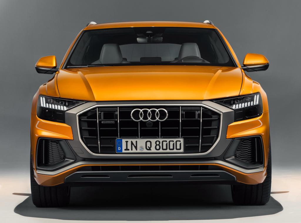 奥迪家族旗舰轿跑suvq8全新亮相,奥迪a5轿跑