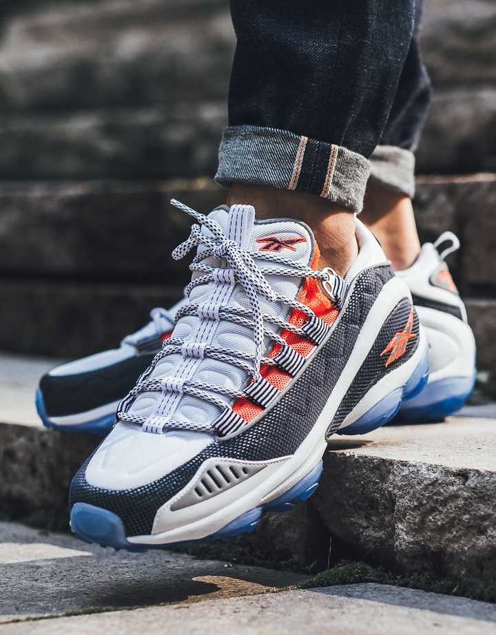 reebok锐步鞋纯黑色,锐步reebok篮球鞋怎么样