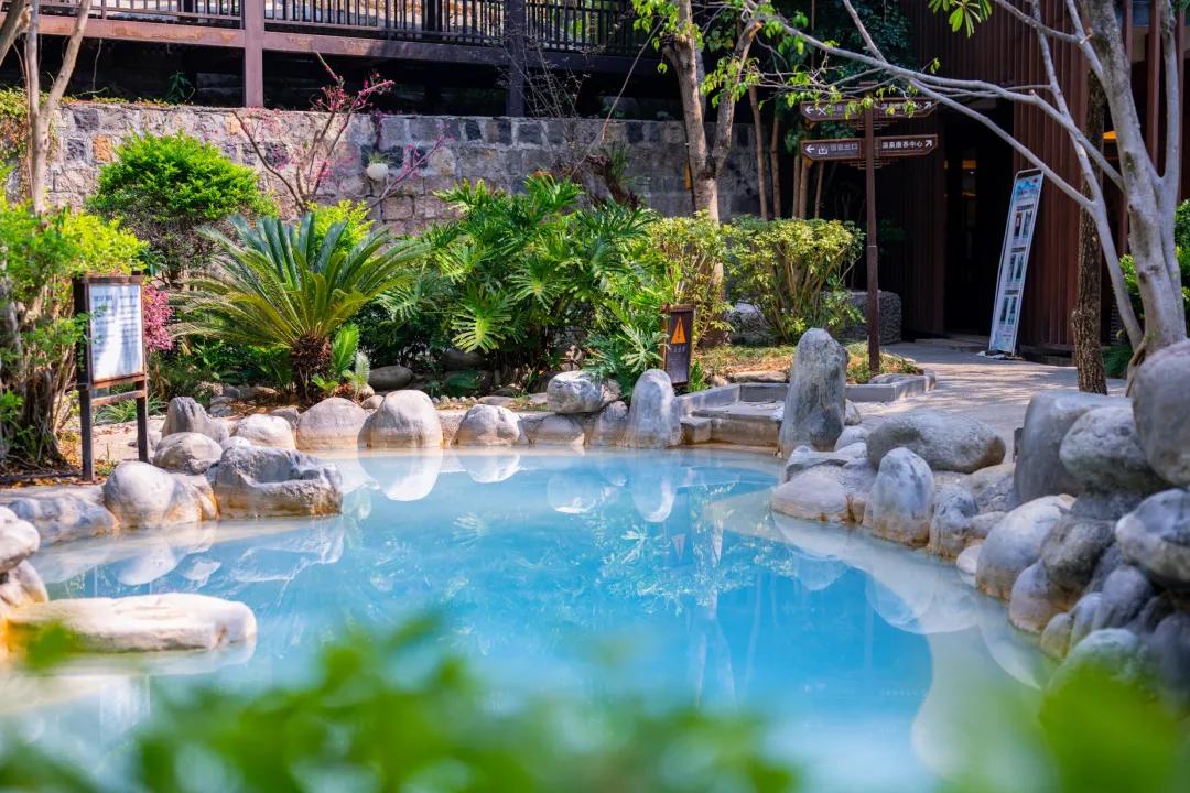 泡地热温泉应注意的问题,冬季泡温泉的正确方式你了解吗