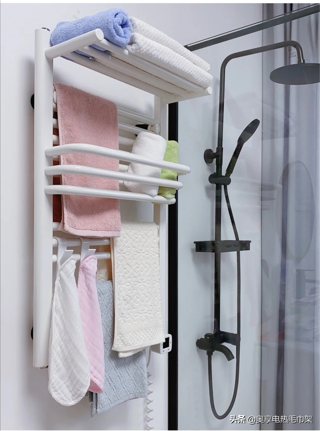 家里毛巾架装哪里最合适,家庭用的电热毛巾架