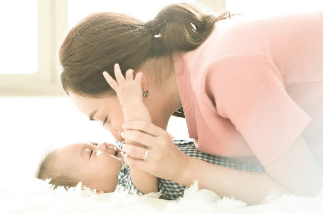 宝宝满3个月了该怎么养育,三个月宝宝养育注意事项