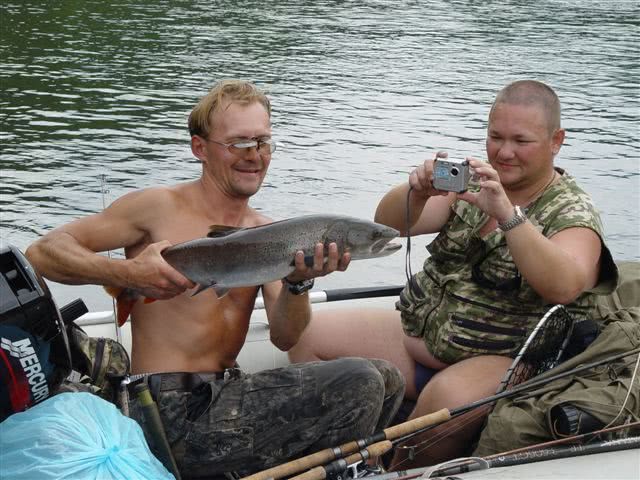 俄罗斯人是怎么钓鱼的,俄罗斯人钓鱼攻略