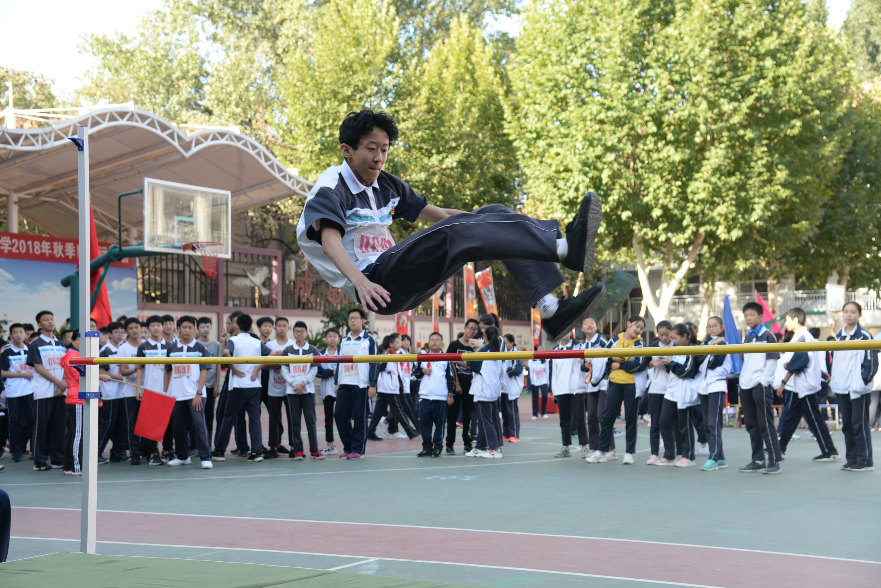 强内涵凝特色做有温度的优质教育,办有温度的教育打造有灵魂的学校