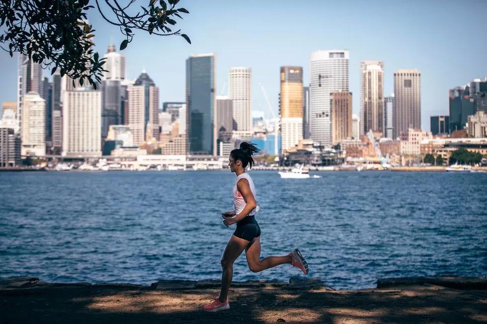 跑步核心爆发力训练,跑步夏训训练计划