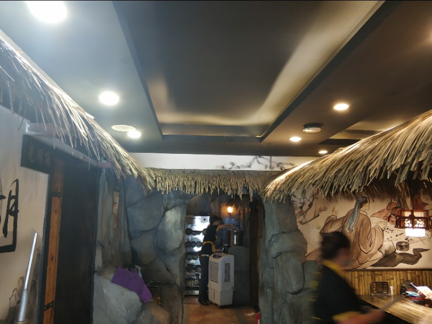 乌鲁木齐这家武侠风格主题餐厅，有种穿越到江湖客栈里的感觉！