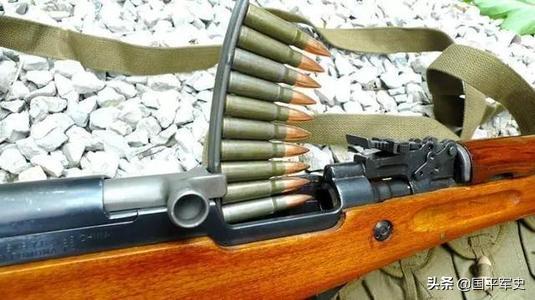 56式半自动步枪有二十发弹匣,56式半自动步枪怎么装弹的