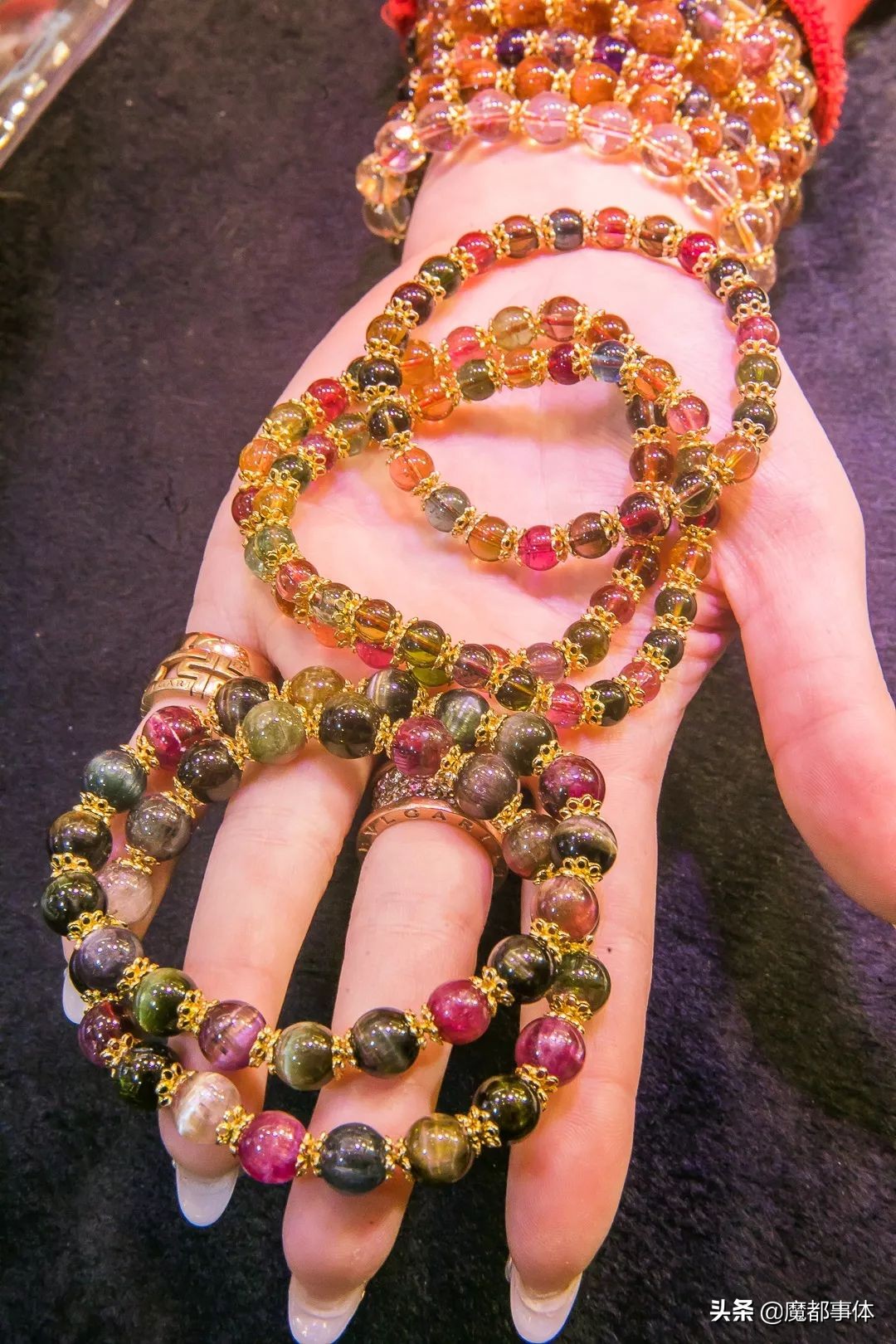 明星大咖同款！火了11年“锦鲤水晶”来啦，Blin...