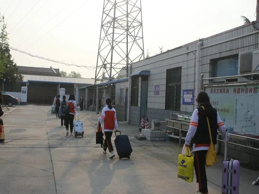 同气连枝，共盼春来！焦作四中高三学子今日重返校园