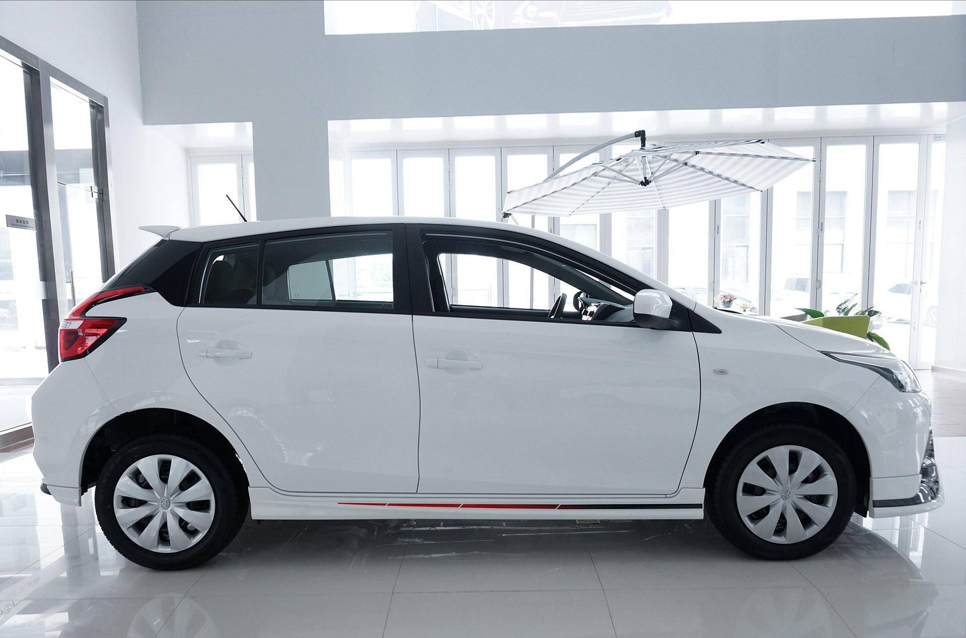 丰田雅力士6座自动挡落地价,广汽丰田雅力士vs广汽本田飞度