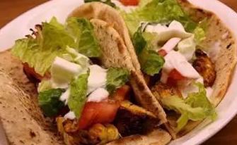 去迪拜必吃美食的地方,迪拜旅游美食图片大全