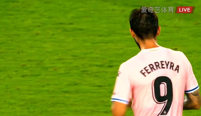 武磊一夜连遭2次打击：仅替补登场20分钟连一脚射门都没