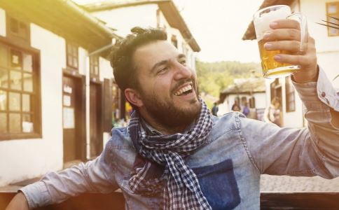 男性半夜出虚汗什么原因,吃饭出虚汗怎么回事男性