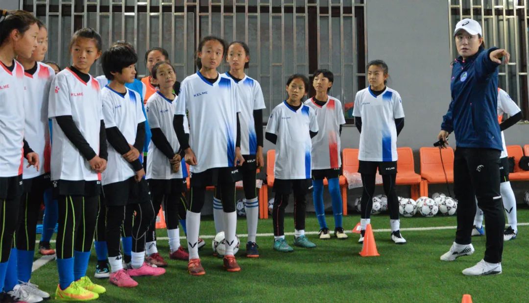 2022中国足球青训发展研讨视频,中国足球观察新闻