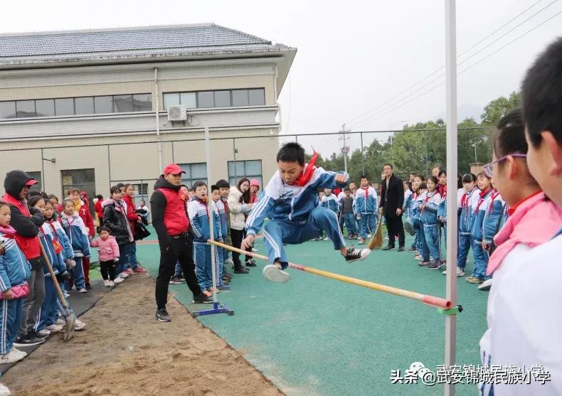 浼犳壙浣撹偛绮剧浜夊仛鏃朵唬鏂颁汉,浼犳壙濂ヨ繍绮剧浜夊仛鏃朵唬鏂颁汉