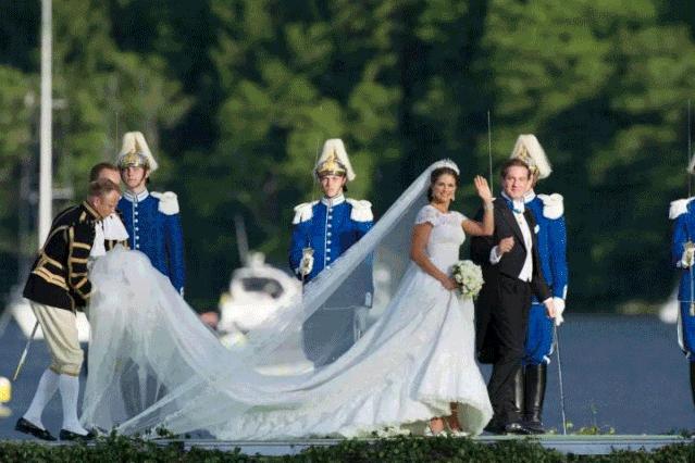 新娘挑选婚纱必知的十大品牌,有哪些新人经常拍的婚纱品牌