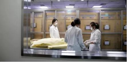 90后殡葬摆渡人,殡葬工作者生命最后的摆渡人