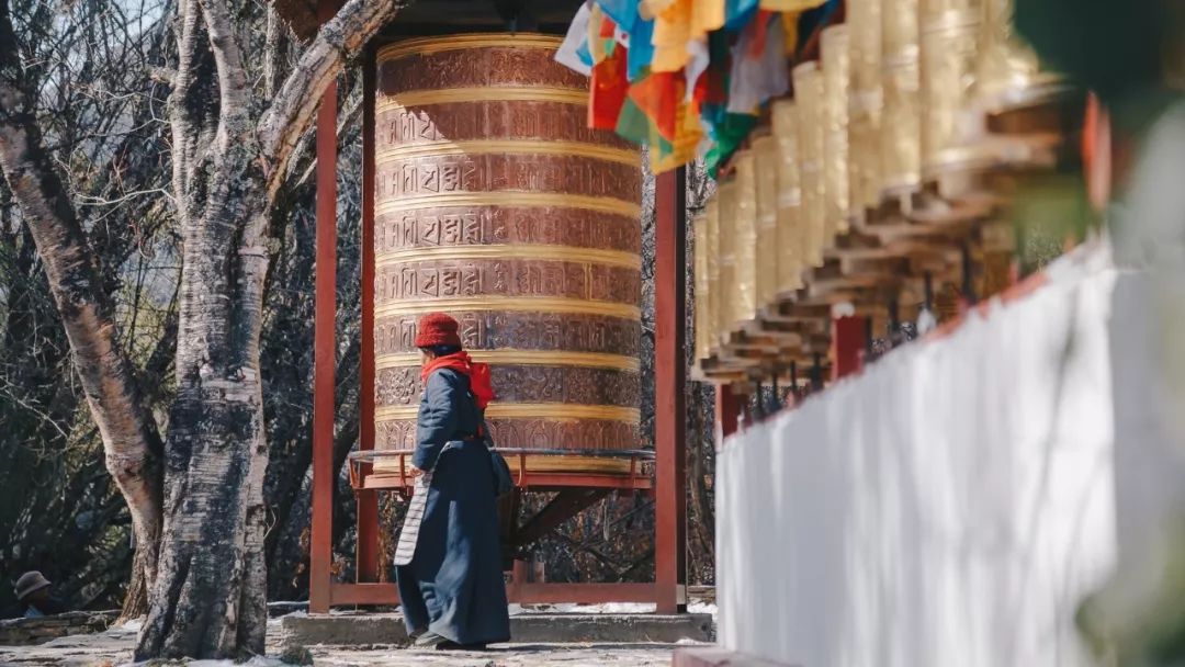 魔幻城市旅游景观,魔幻山城旅游感受