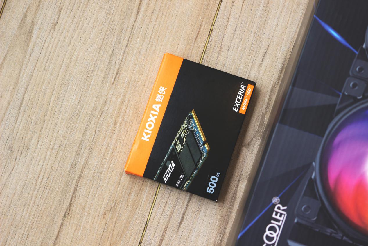 铠侠rc10固态硬盘安装教程,铠侠240g固态硬盘怎么装