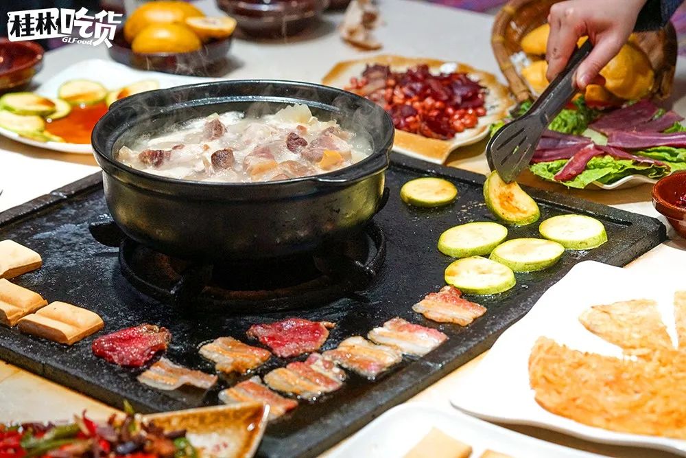 桂林孔雀宴在哪里,桂林孔雀宴