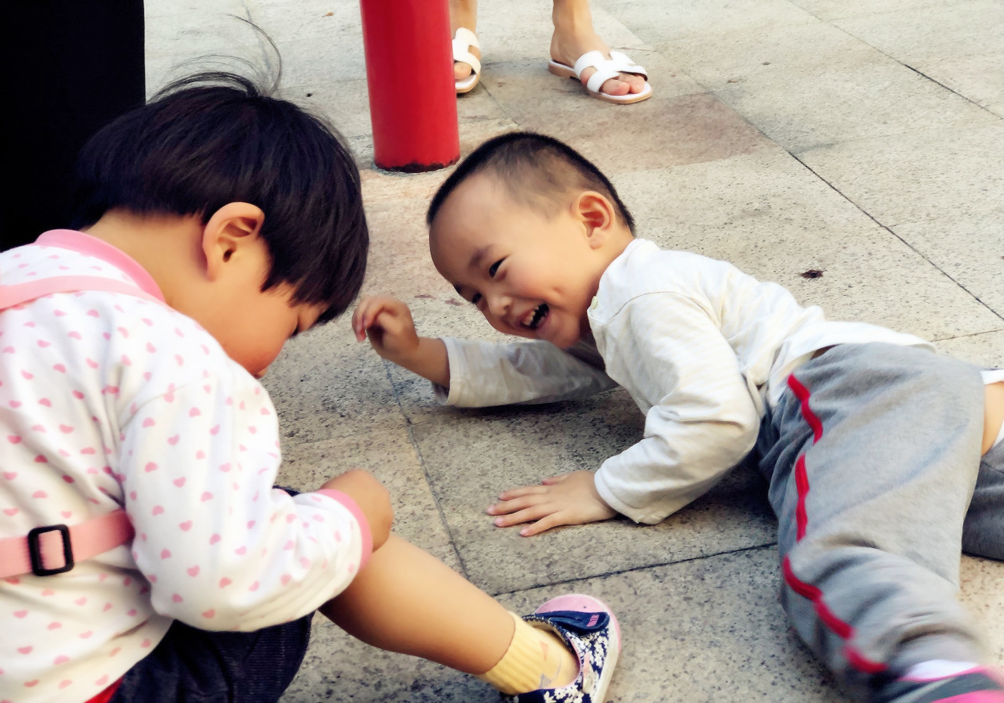 为什么1岁多的宝宝很喜欢发脾气,为什么1岁多宝宝喜欢打妈妈