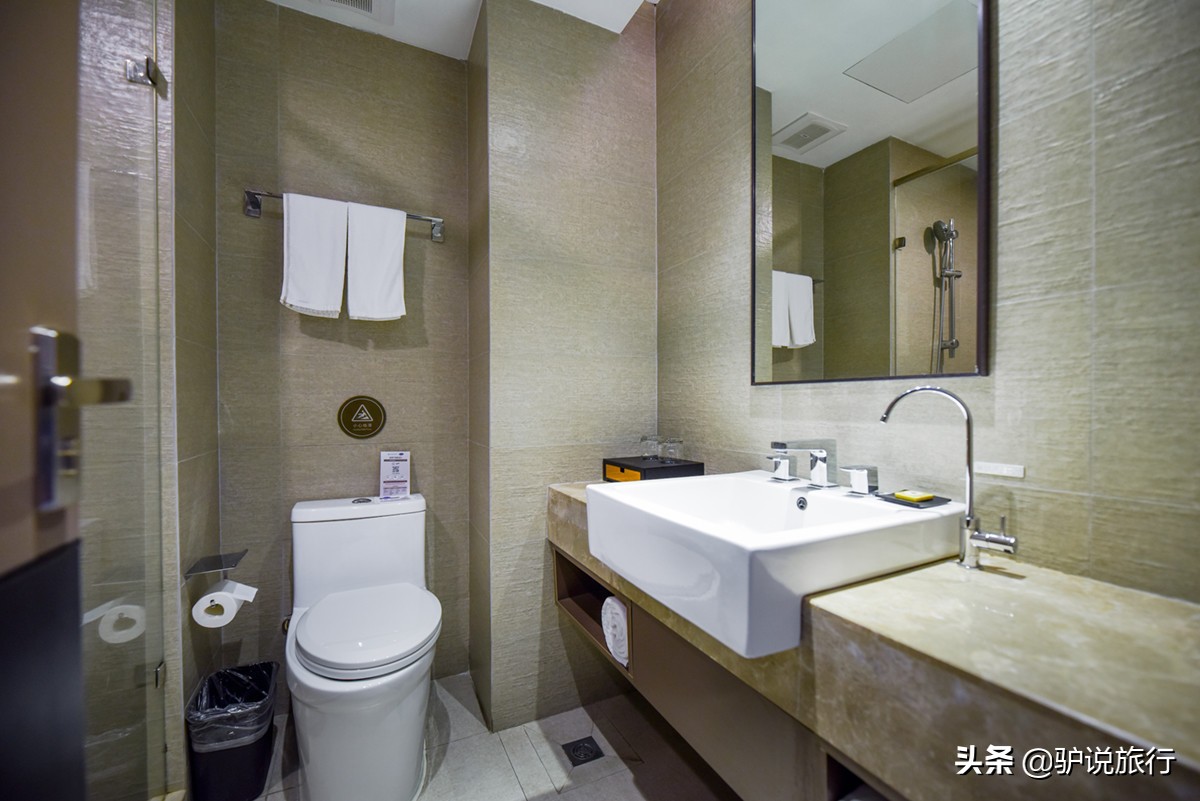 撮一顿海鲜自助,搓一顿火锅大排档套餐