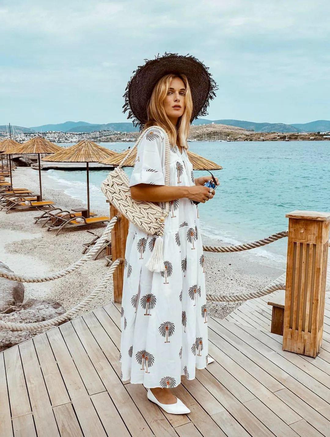 40岁不适合穿哪一种裙子了,女人过了50岁别穿几种裤子