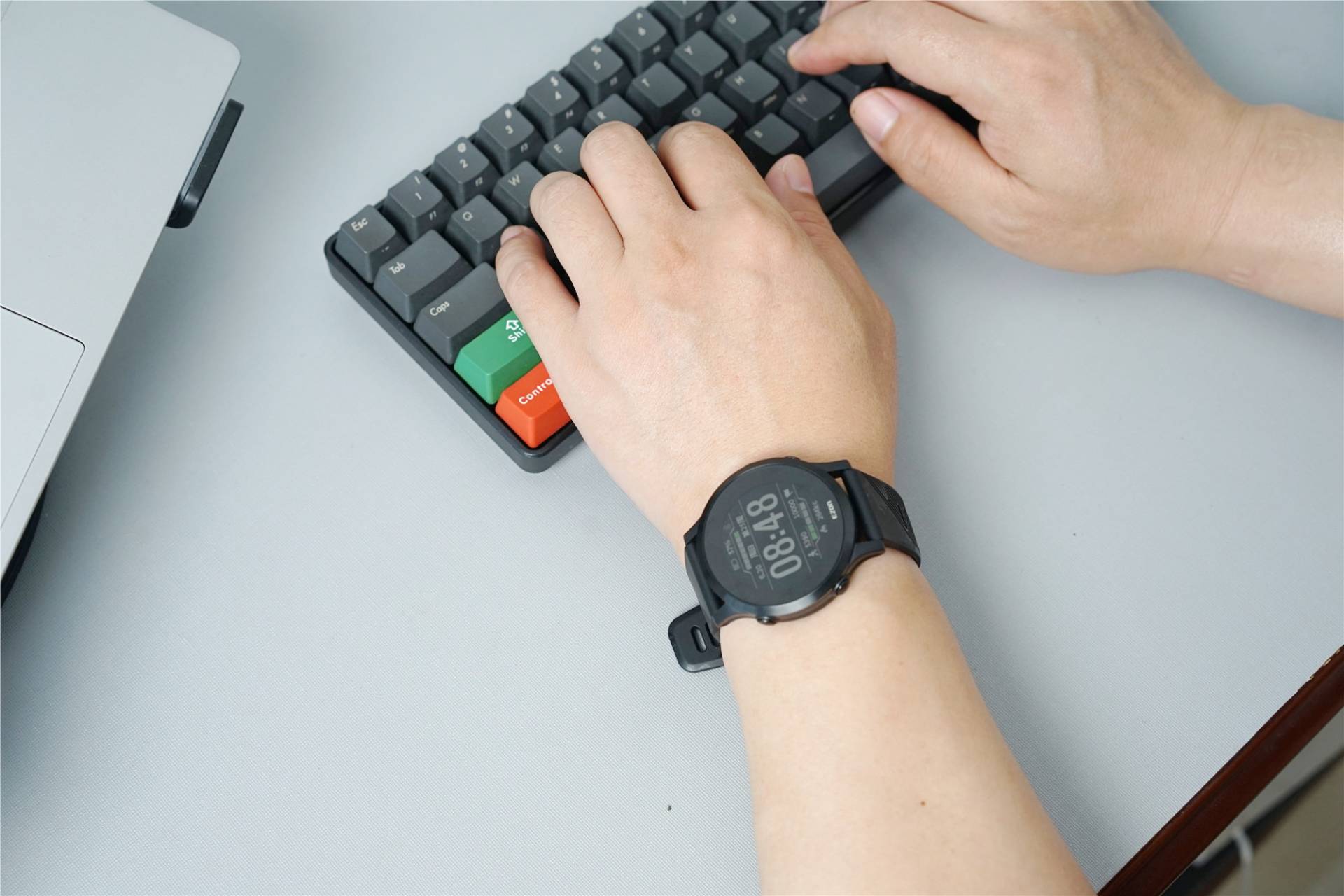 适合的才是最好的：宜准（EZON）户外运动手表R6初体验