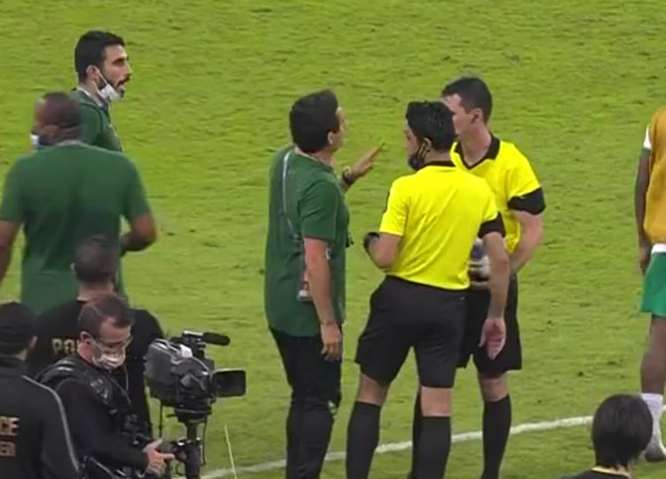 中国男足vs沙特3比2李铁发布会,国足2-3不敌沙特李铁赛后采访