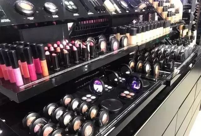 香港必逛的10条购物街,从深圳出发暴走香港攻略