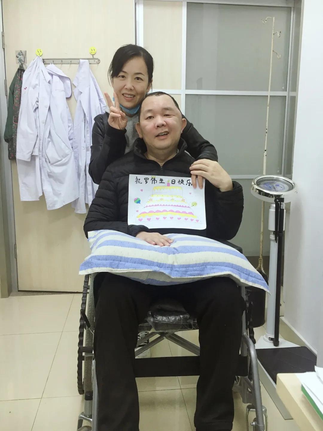 破冰致敬每一位平凡而伟大的警嫂,致敬每一位了不起的女民警