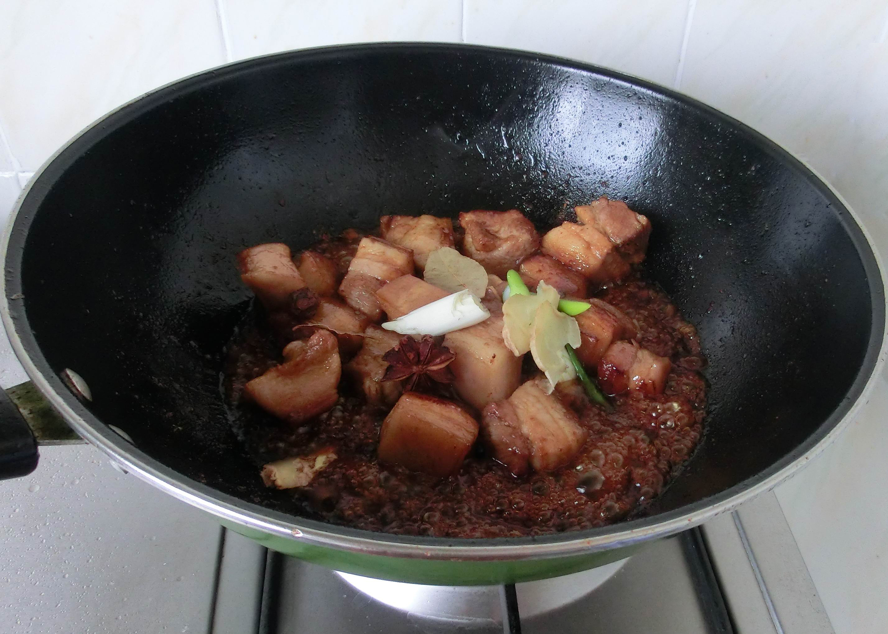 冬笋红烧肉做法图解,冬笋红烧肉的最正宗做法