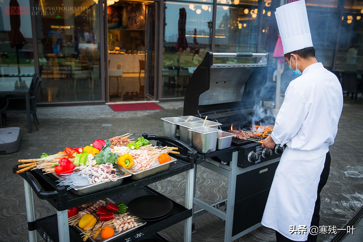 上海小龙虾自助15种口味,只要69元就可以随便吃小龙虾