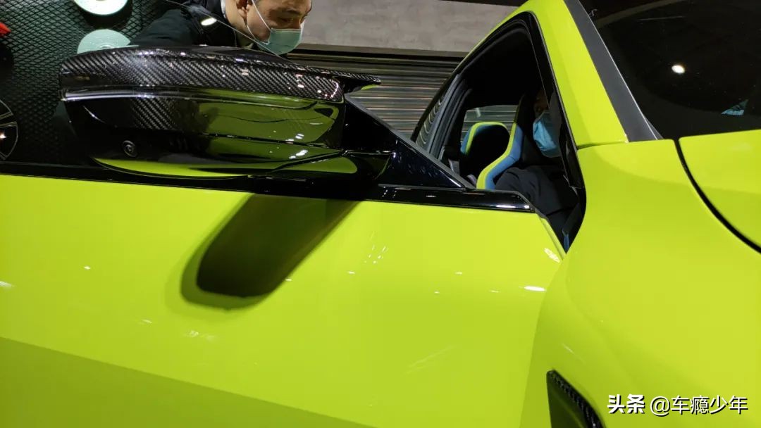 最新款宝马4驱m3,中置四出排气宝马