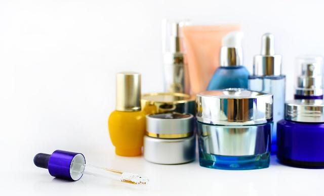 玉泽产品怎么辨别真假,化妆品一样牌子怎么能辨别真假