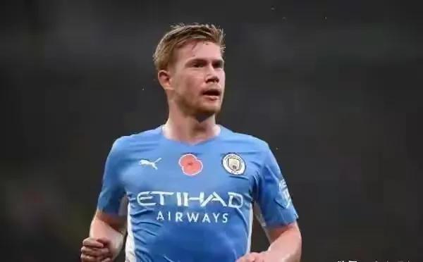 足坛十大最出名的巨星排名,足坛十大传奇巨星排名