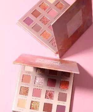 用名创优品买化妆品,用名创优品的眼影化妆