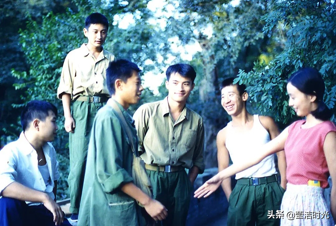 宁静红色游泳衣,宁静最惊艳的穿衣