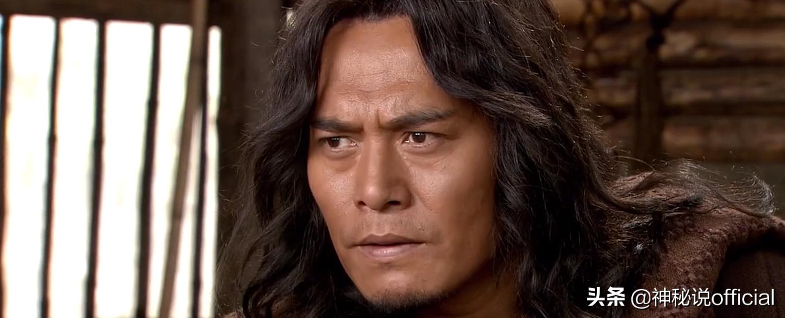 考古挖掘石器时代古墓,史前古墓出土文物