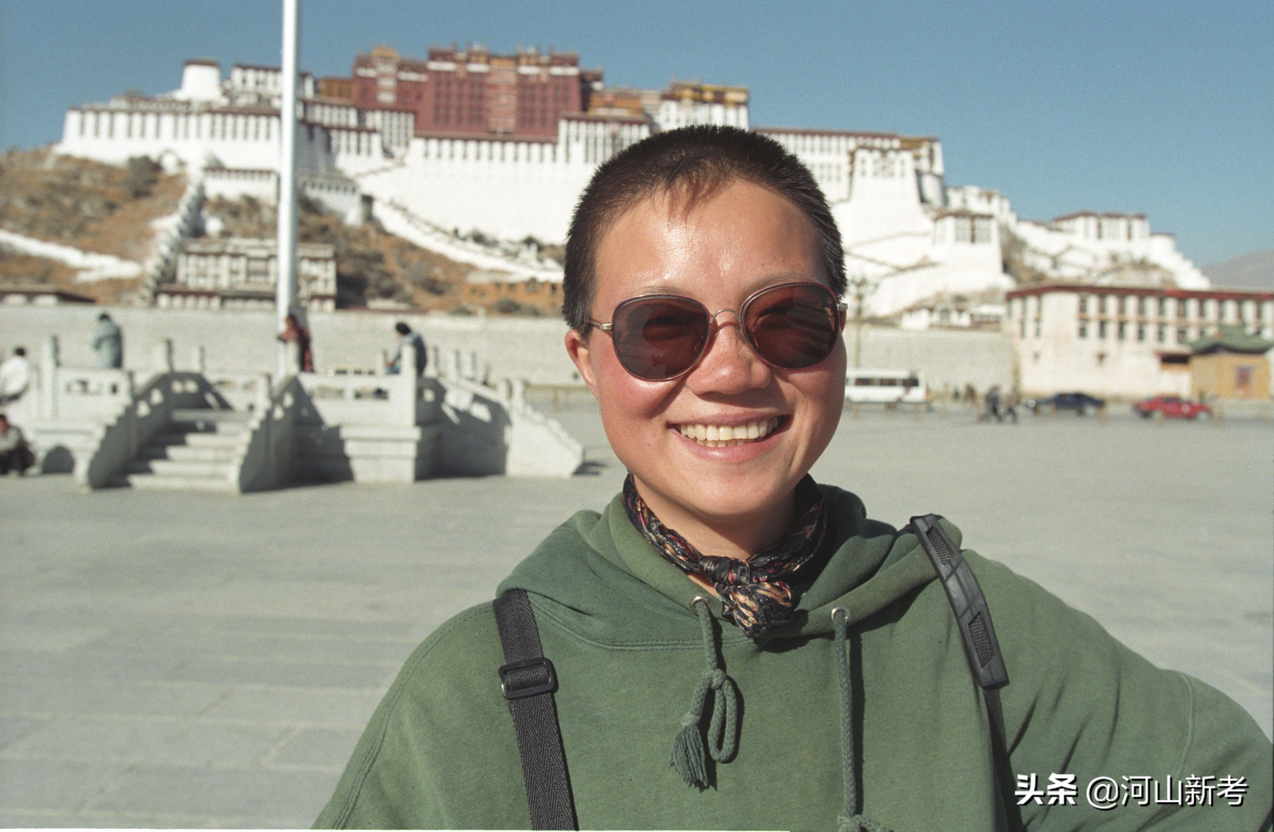 二十个男人和一条江（附：每个队员大头照）