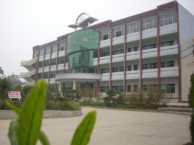 山西运城最好的中学是哪个,运城市2021年所有高中排名