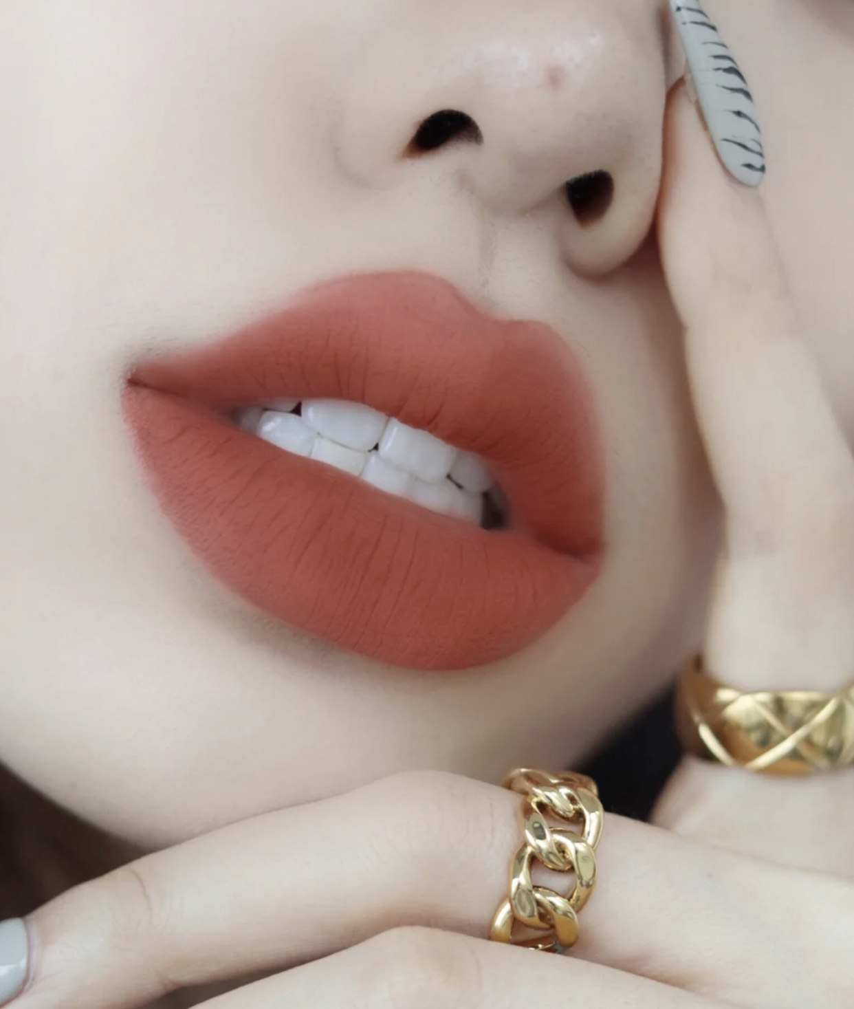 阿玛尼必备色号,阿玛尼合适黄皮的色号