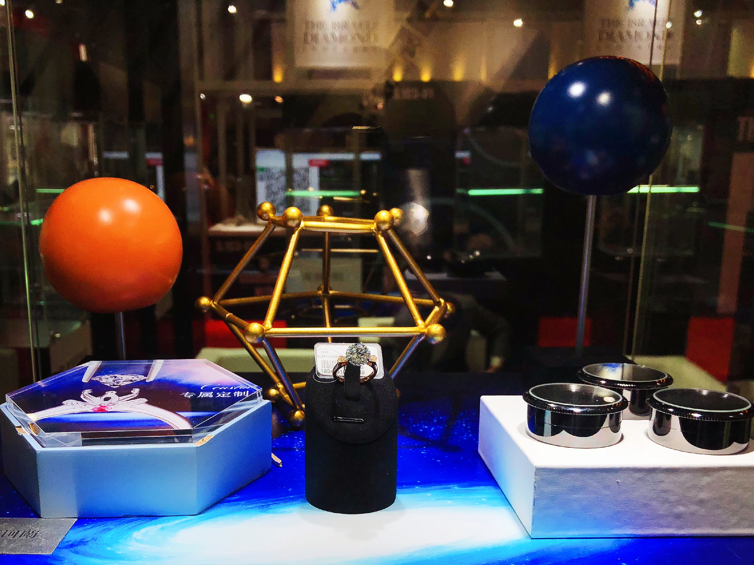 珂兰首届进博会亮“王牌”惊艳登场