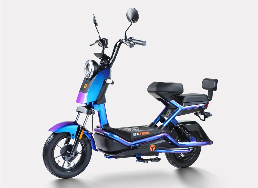 雅迪续航能力最强的电动车,雅迪电动车2022新款国标石墨电池