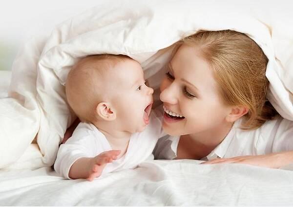 满月婴儿大脑发育的症状,满月宝宝如何促进大脑发育