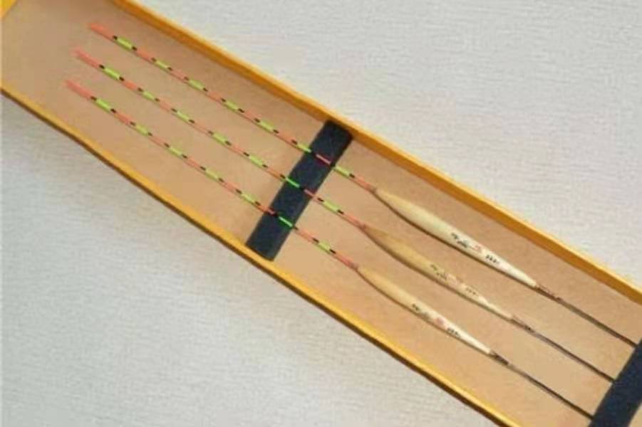 水下有鱼但是不吃饵怎么办,冬天水底有鱼无口怎么办