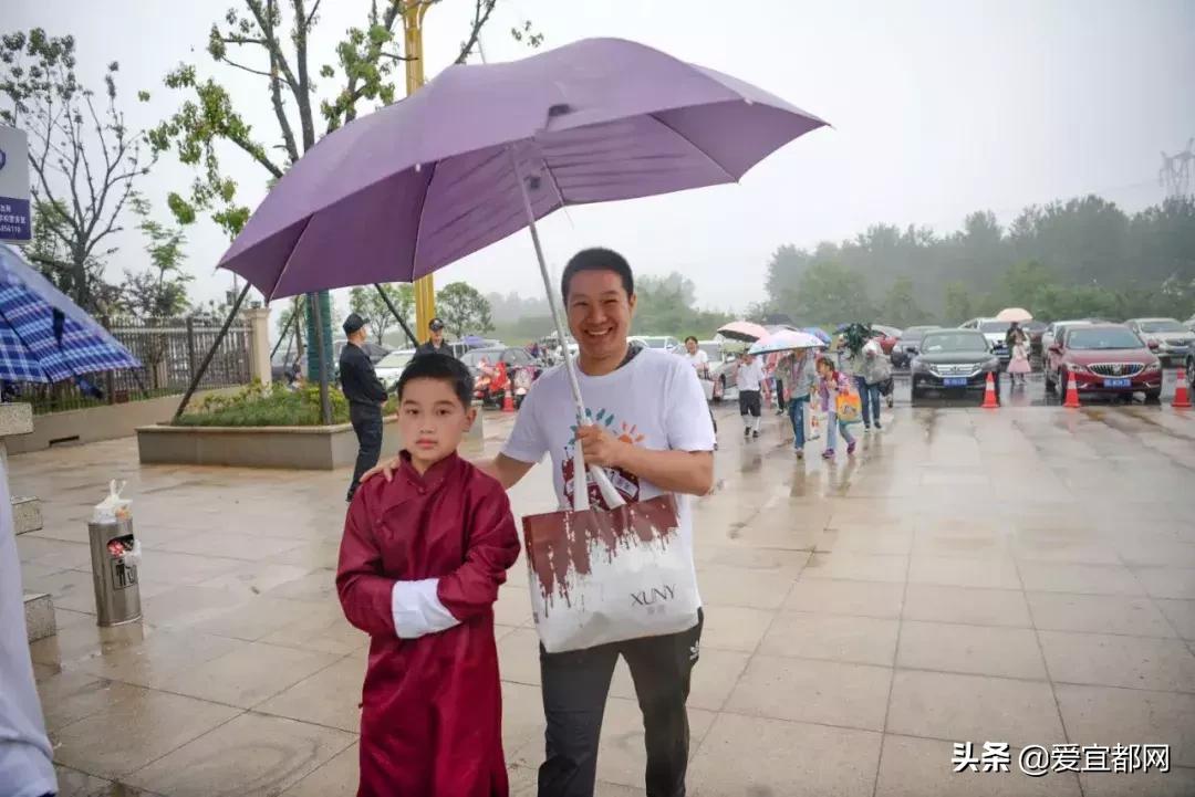 宜都市第四届“神墨杯”千名少儿多元才艺风采展，多图！！！